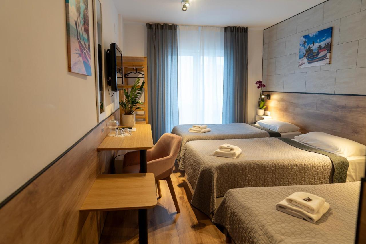 Hotel Ridomar 365 료렛 드 마르 외부 사진